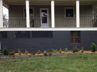 161 School Rd E, Asheville, NC 28803