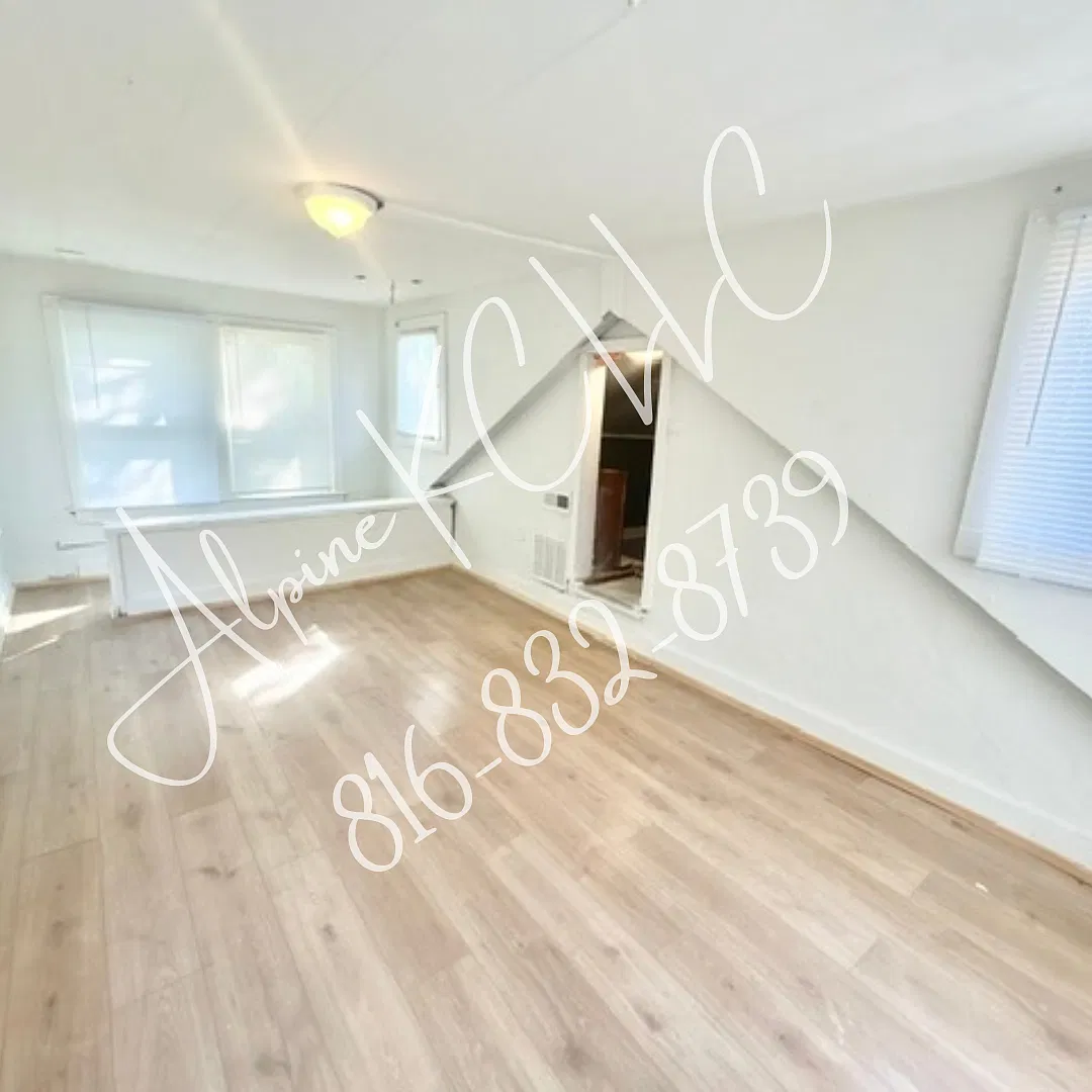 3 bed, 856 sqft, $1,125 — Photo 4