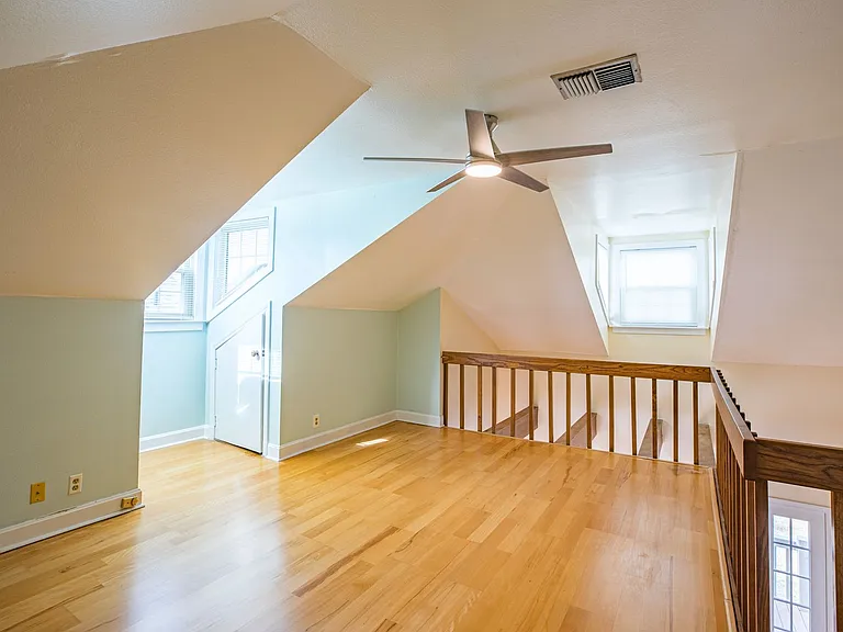1550 Palm Ave — Photo 17
