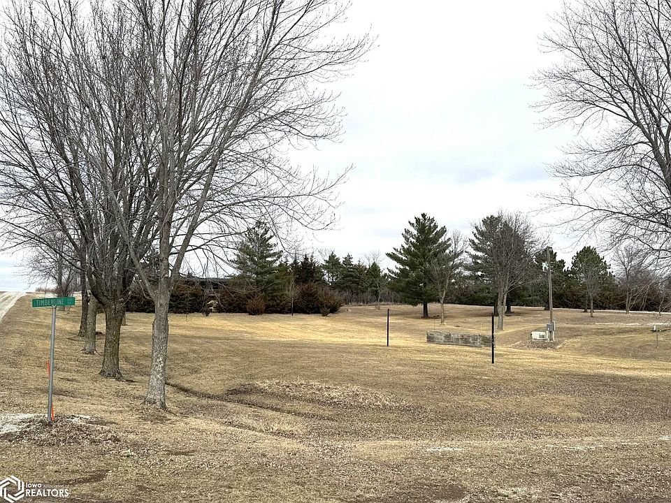 1st image of 6 Lakeshore Dr