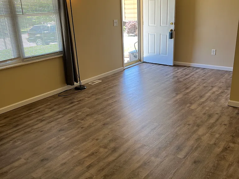 18 Duffy Ct — Photo 3