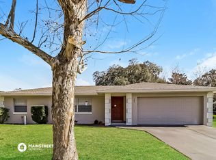 590 Vincent Dr, Mount Dora, FL 32757