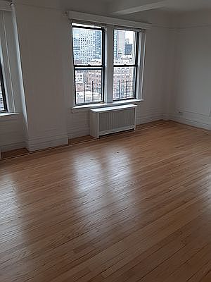 3rd image of 40 W 72nd St APT 156B