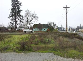 1551 SW Allen Creek Rd, Grants Pass, OR 97527