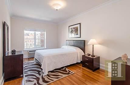 2nd image of 261 W 112th St