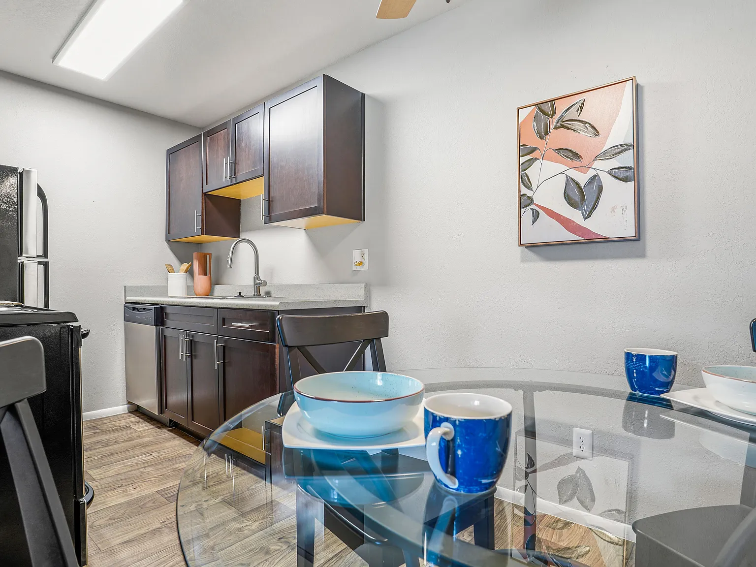 Callaway Apartments — Photo 3