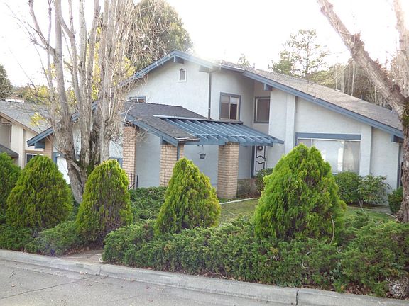 2nd image of 28023 Dobbel Ave