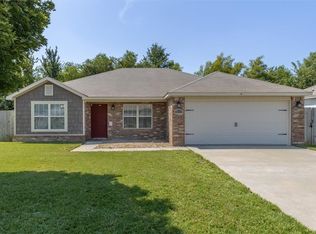 2705 Greensprings Rd, Bentonville, AR 72713