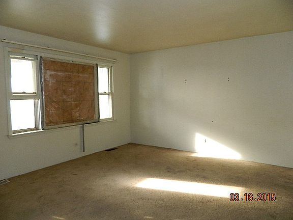3rd image of 1506 Marigold Dr