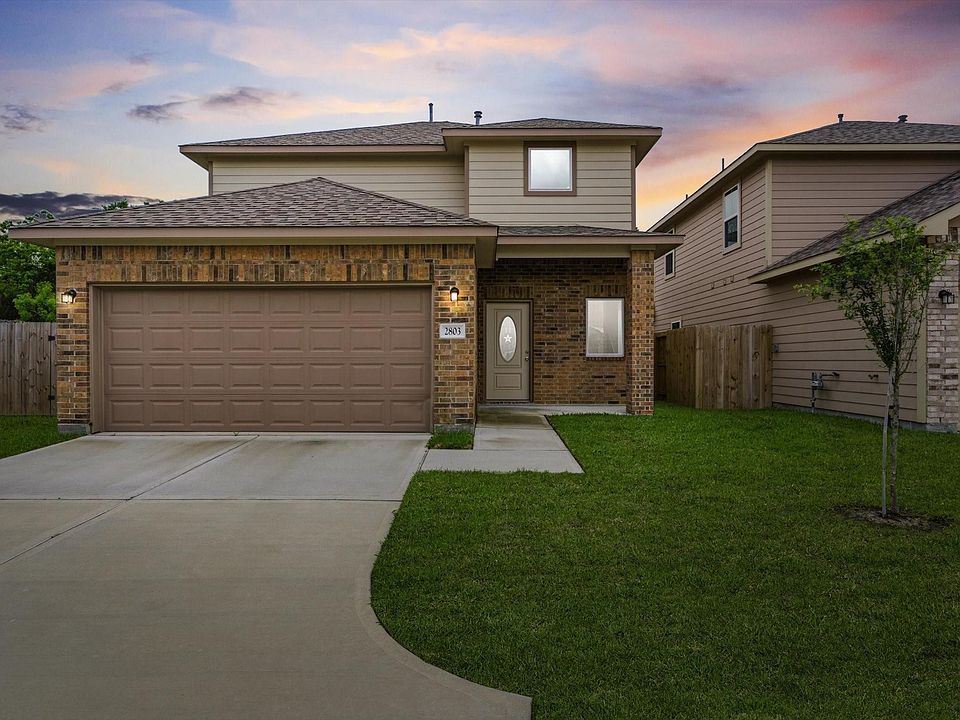 1st image of 2803 Topiary Ln