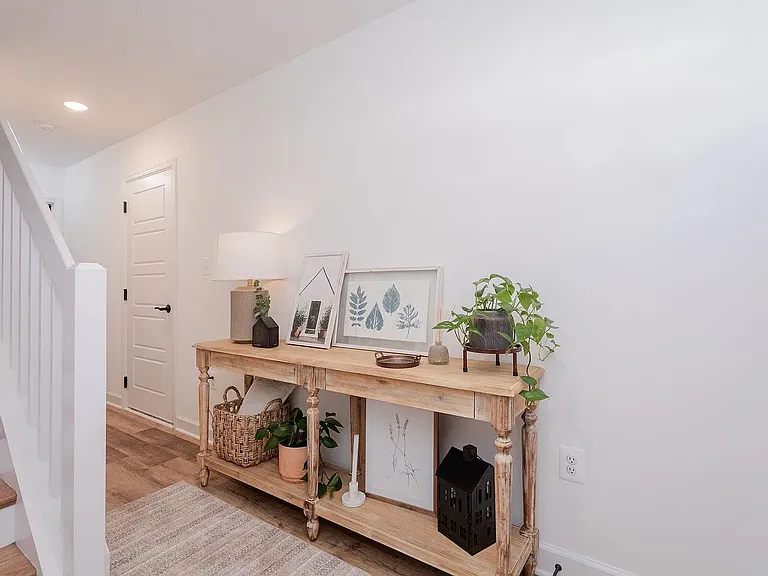 1360 Palomino Trl — Photo 4
