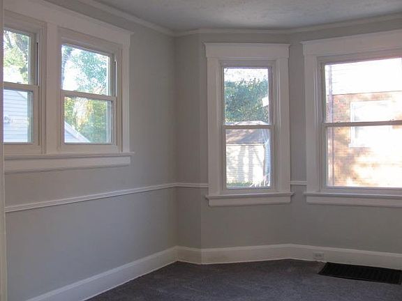 3rd image of 1543 Elkton Pl