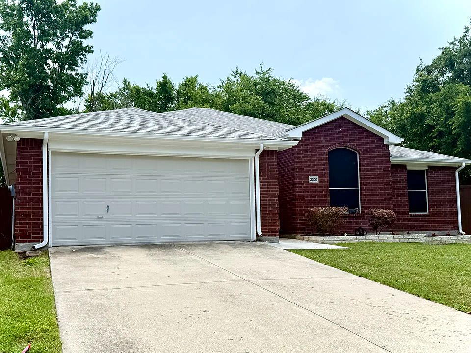 1st image of 2300 Highridge Dr