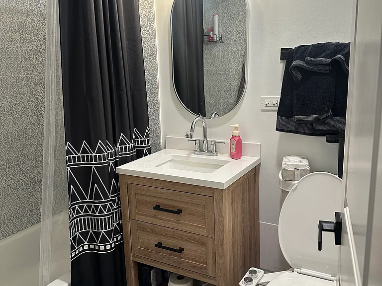 8936 N Parkside Ave #206 — Photo 4