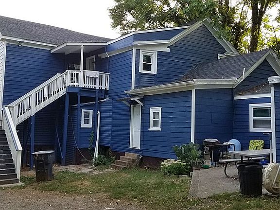 2nd image of 1019 Hanover Ave NW