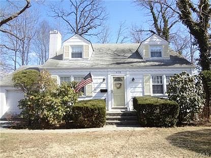1st image of 670 Baldwin Pl