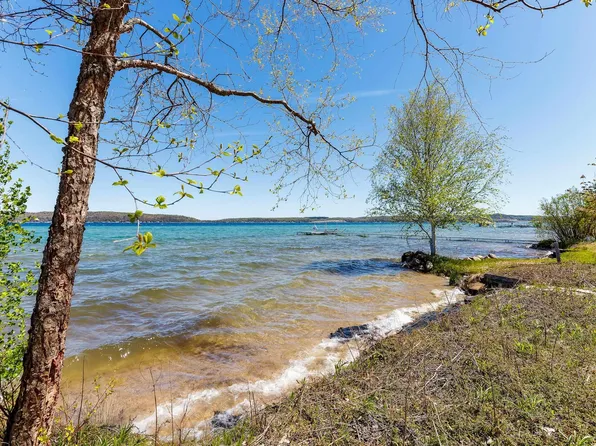 1515 S Shr E, Frankfort, MI 49635