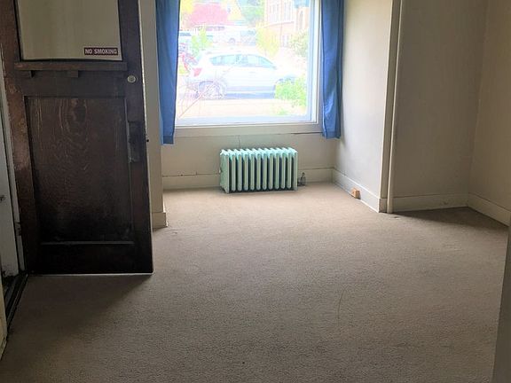 5th image of 816 E Grand Ave APT 1