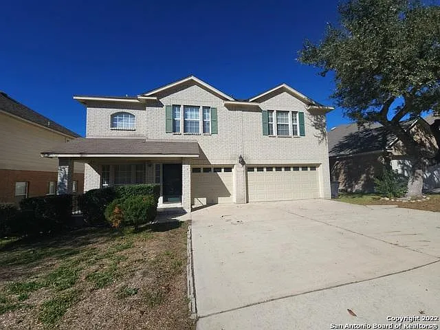 21215 Encino Ash