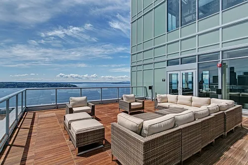Sun Deck 1