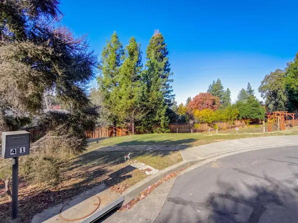 41 Hazelwood Drive, Napa, CA 94558