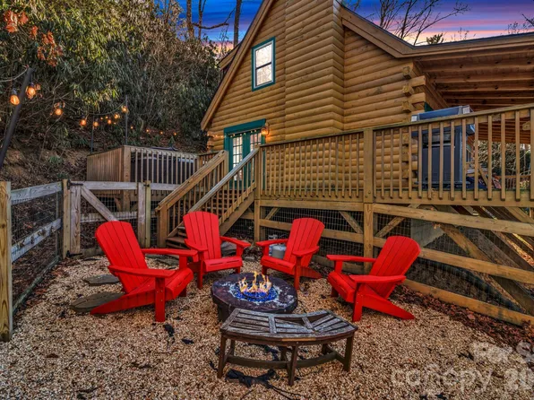 45 Ginger Ln, Waynesville, NC 28785