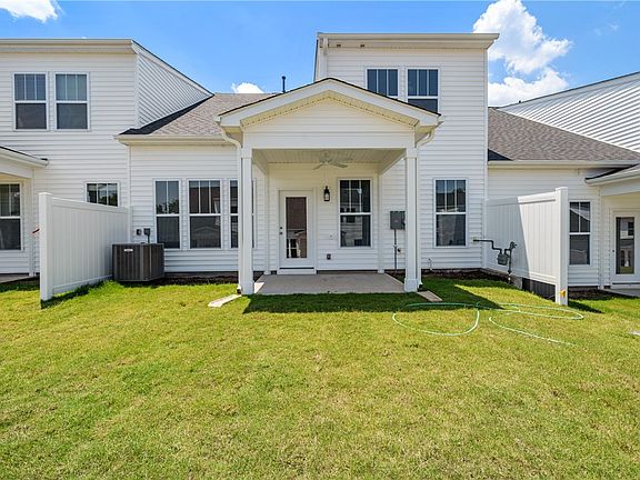 5th image of 210 Woodhouse Way