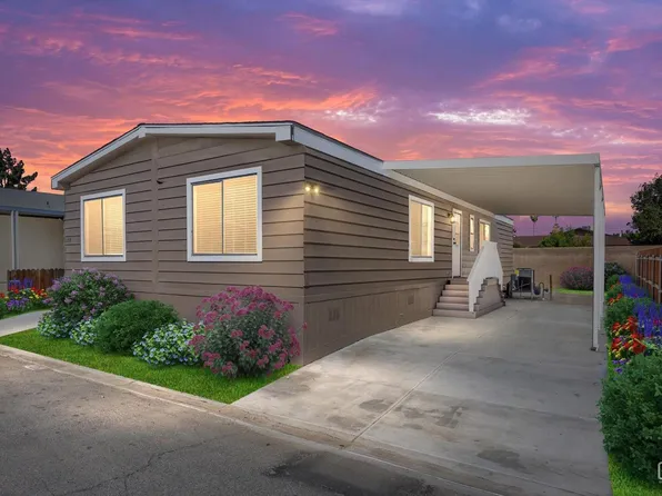 155 Hickorywood Ln, Bakersfield, CA 93308