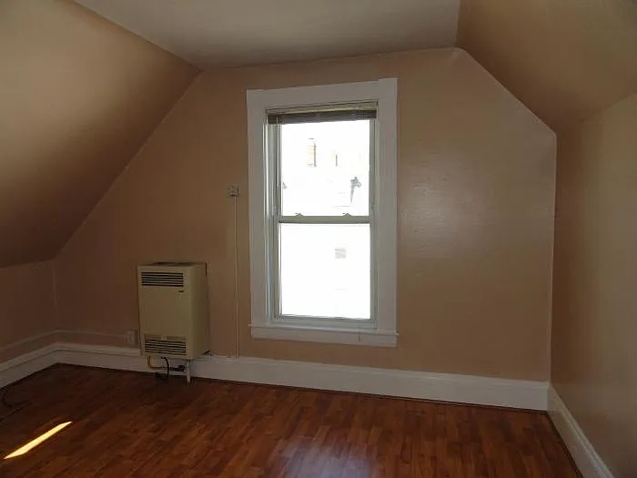 14 Albion St #3 — Photo 8