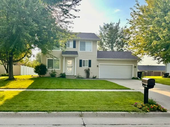 410 SE Cardinal Ln, Waukee, IA 50263