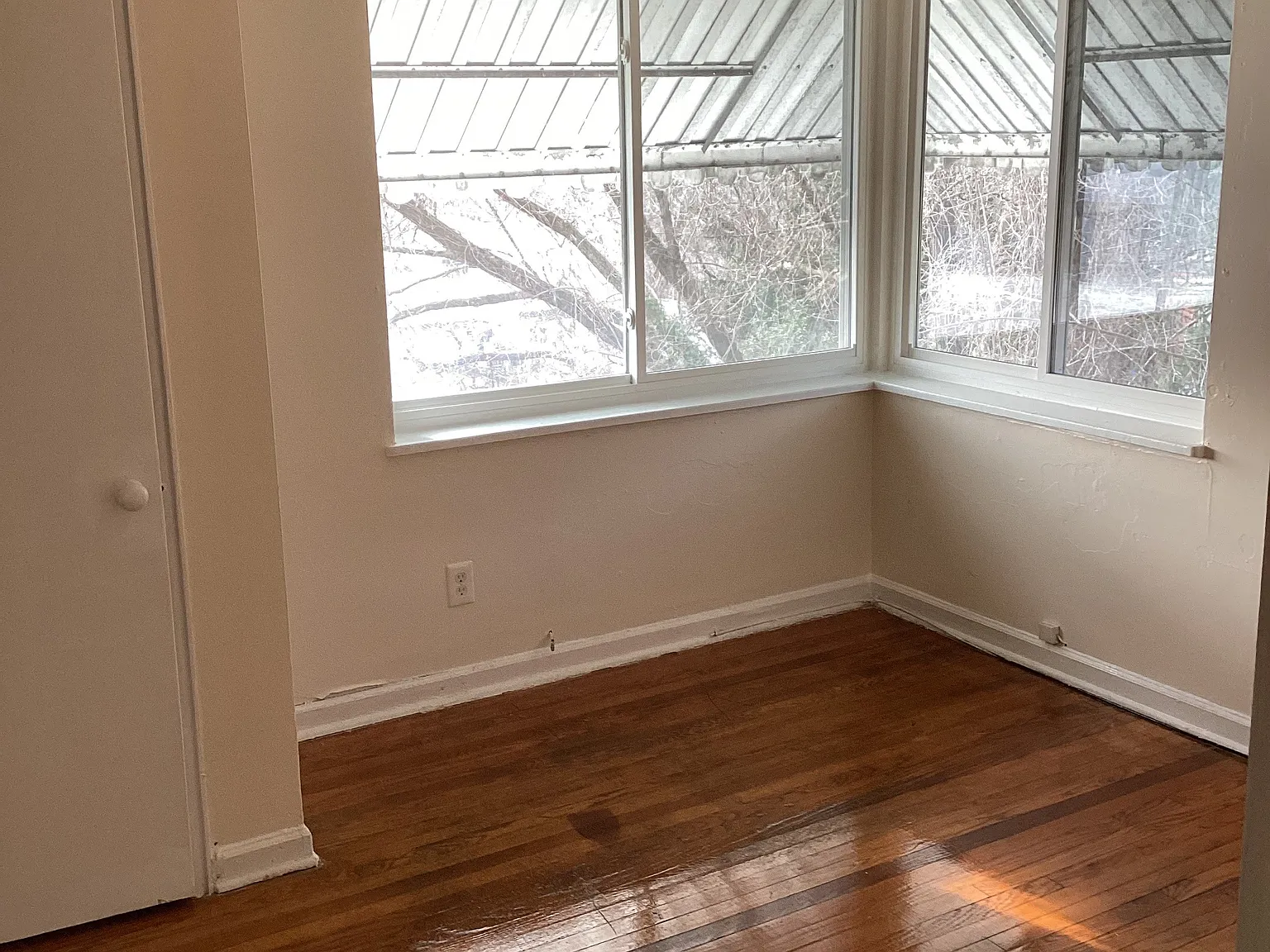 2 bed, 1.0 bath, 650 sqft, $695 — Photo 3