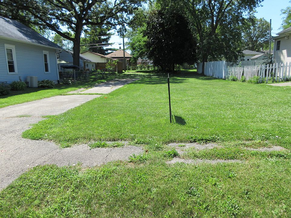 2nd image of 321 Chaney Ave