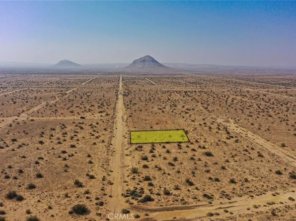 23 108th St #80, California City, CA 93505