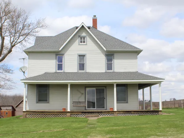 22350 300th St, La Motte, IA 52054