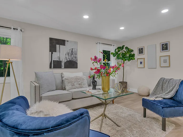 4 Twig Ct — Photo 36