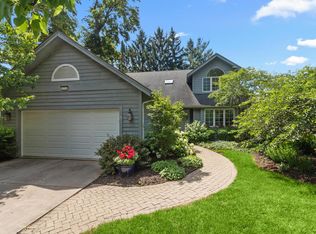 1554 Orchard Ln, Lake Geneva, WI 53147