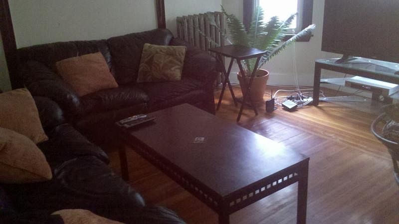 2nd image of 17 Granville Rd #2