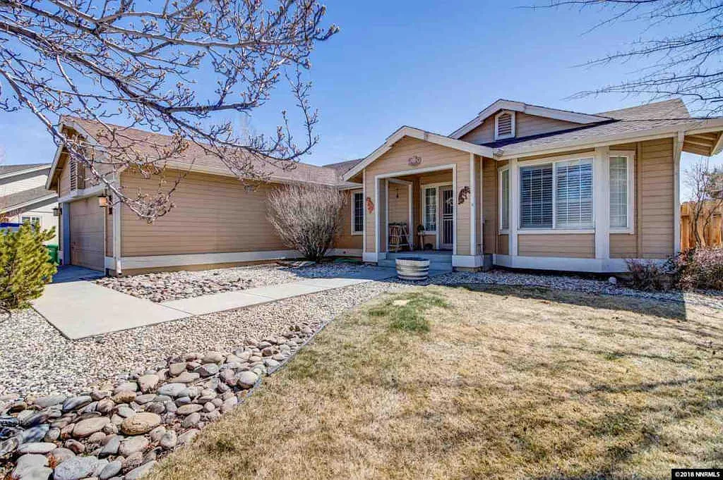 32 Wisteria Ct photo 1