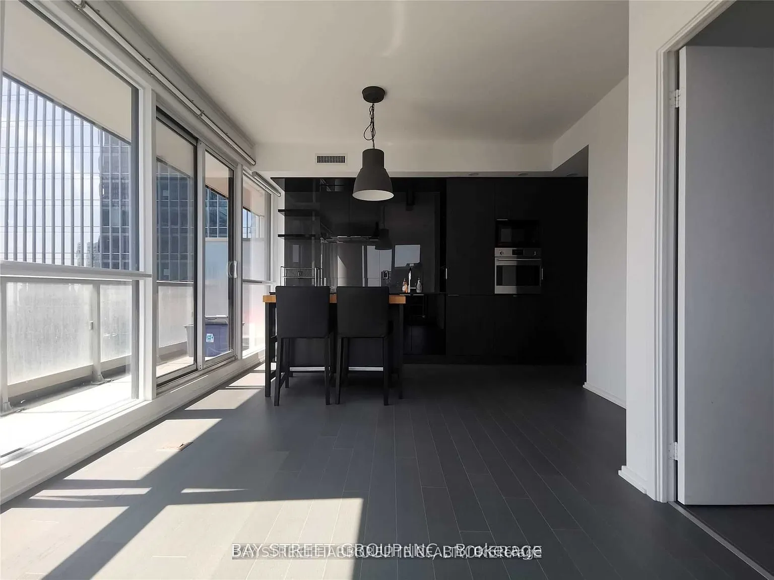 2 bed, $3,200 — Photo 3