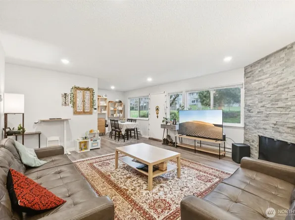 9623 S 248th Street #G5, Kent, WA 98030