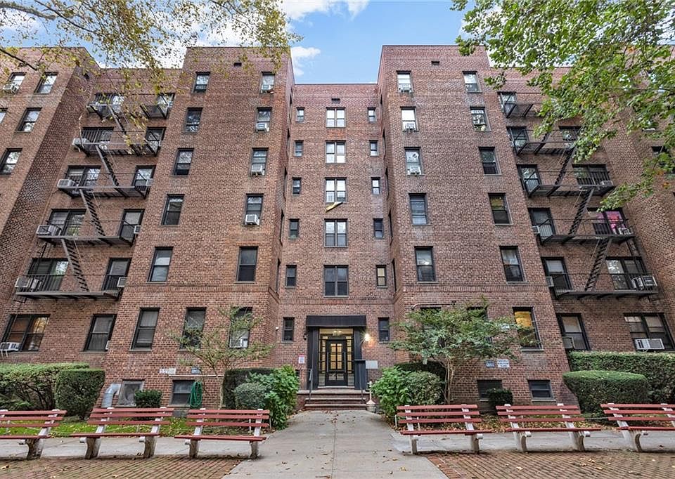 1st image of 2717 E 28th St APT 4E