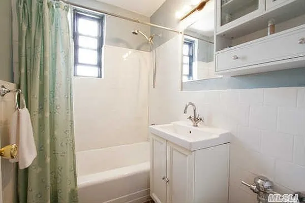 Sold by Douglas Elliman | media 3