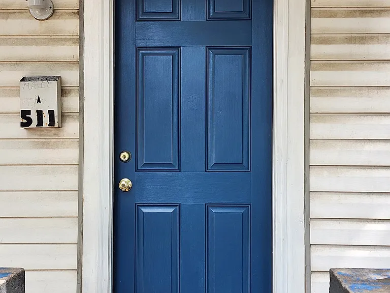 511 E Ward St — Photo 2