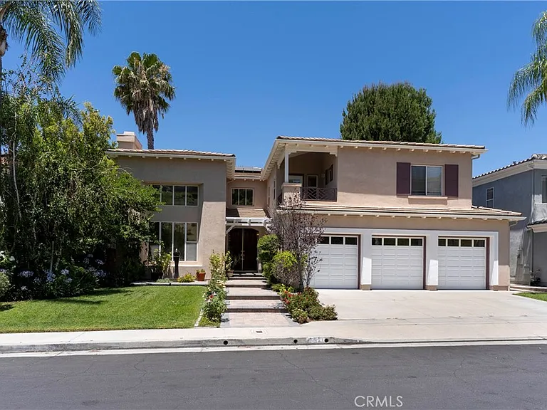 7371 Westcliff Dr — Photo 1