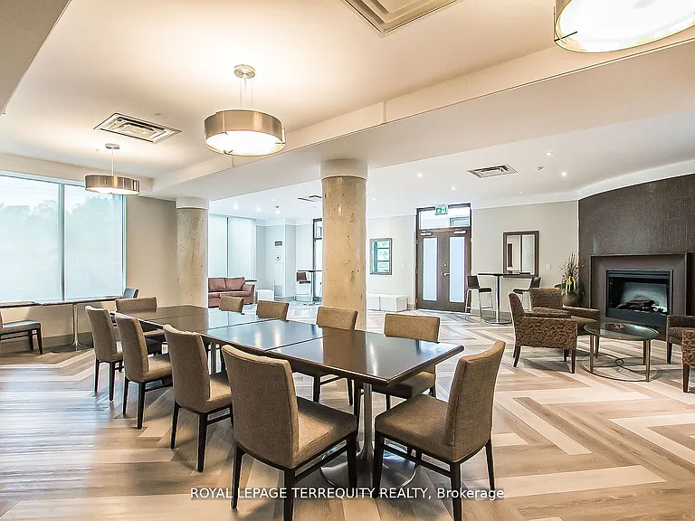 3830 Bathurst St #107 — Photo 25