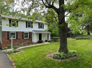 1446 Old Meadow Rd, Pittsburgh, PA 15241