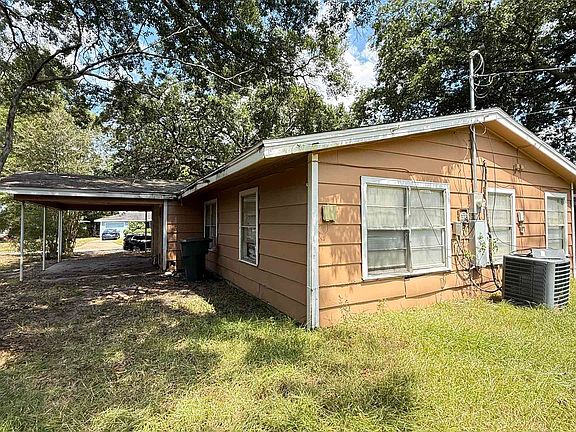 3rd image of 5365 Dewberry Ln