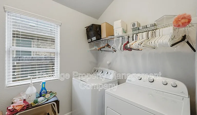 2084 Tejas Pecan — Photo 16