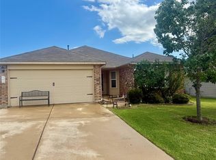 107 Jim Dandy Dr, Elgin, TX 78621