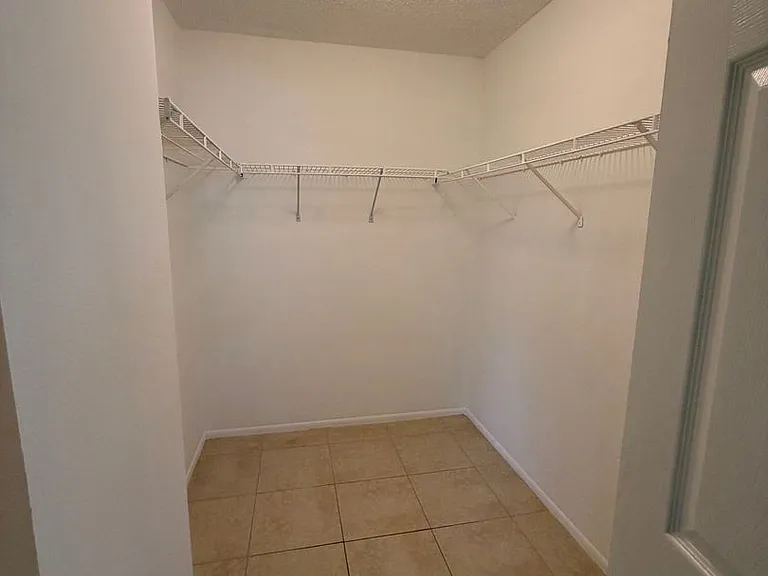3109 Elmer St — Photo 9